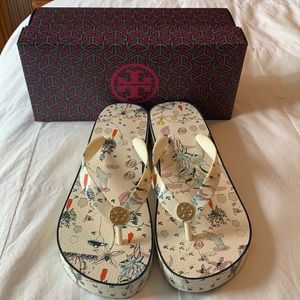 New Tory Burch beautiful wedge flip flops